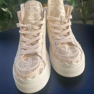 Chloe lace look hightop sneaker